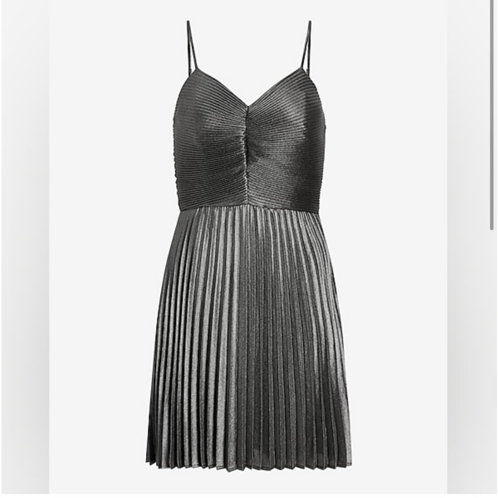 Express now metallic pleated mini dress size medium new - Picture 3 of 12